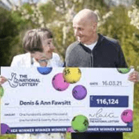 Denis Fawsitt, vincita alla National Lottery grazie agli occhiali dimenticati.